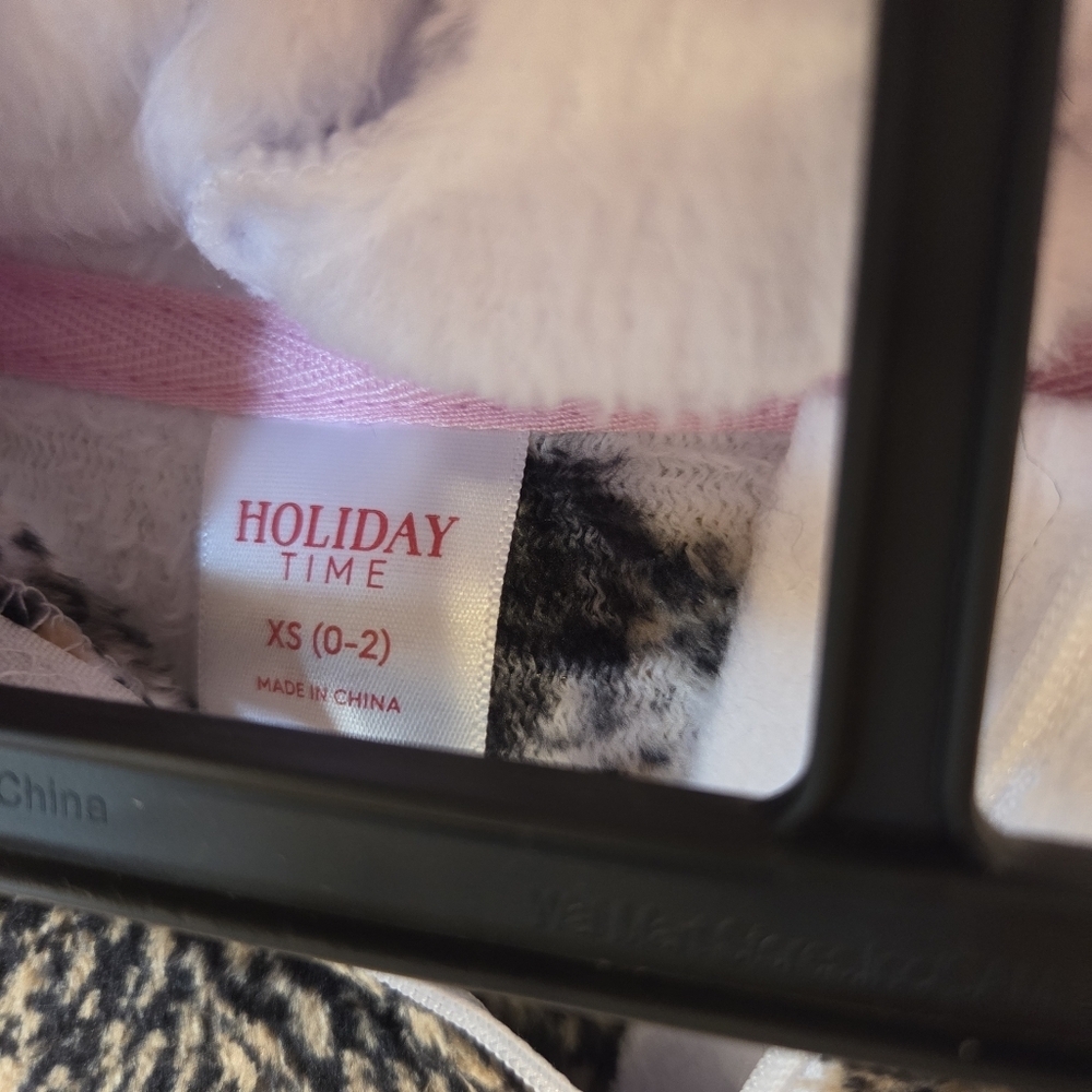 Just a Lil Moo-dy Highland Cow Jumpsuit Pajamas XS Women's New Costume Plush - Picture 9 of 15